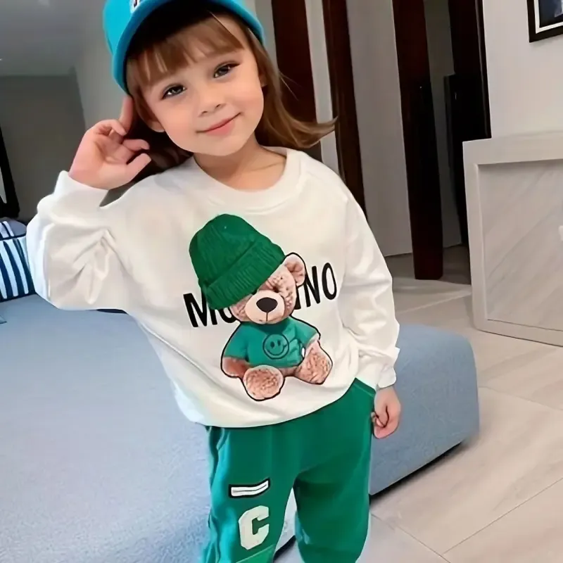 ست بلوز و شلوار دورس بچگانه طرح خرسی مناسب 4 تا 9 سال