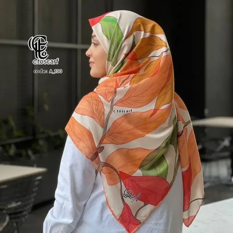روسری نخ کاستوم قواره بزرگ 140 در 140 طرح رونیا نارنجی